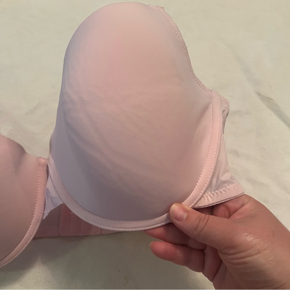 Women's juicy couture Pink Bra - Picture 8 of 11